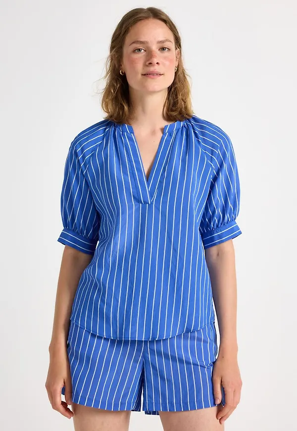 Kortärmad blus