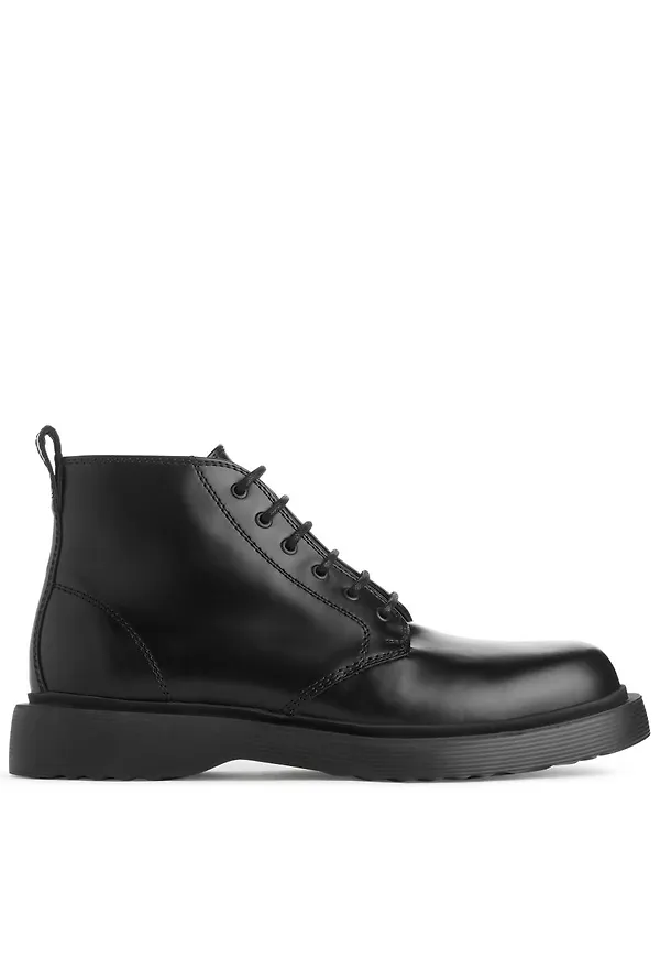 Lace-Up Leather Boots - Black