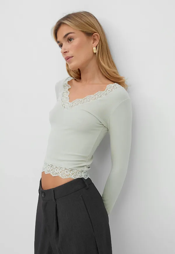 Lace detail top