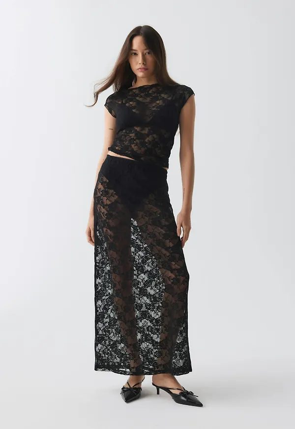 Lace maxi skirt