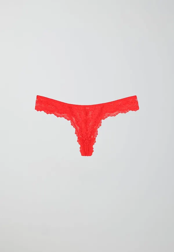 Lace string