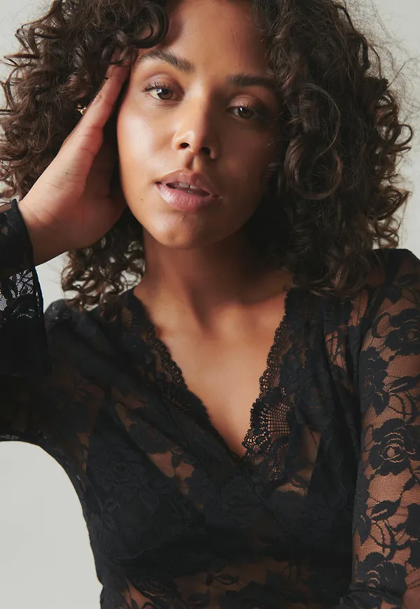 Lace top