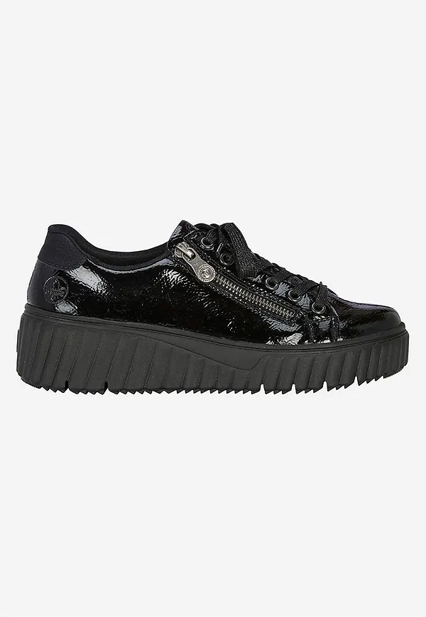 Lackad sneaker i skinn