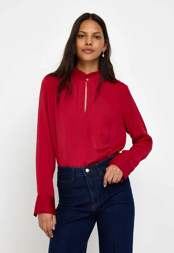 Långärmad blus i satin