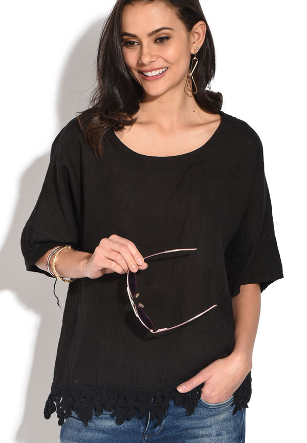 Le Jardin Du Lin Half-sleeves Round Collar Top With Frilly Lace, Blusar i storlek S och färg Svart