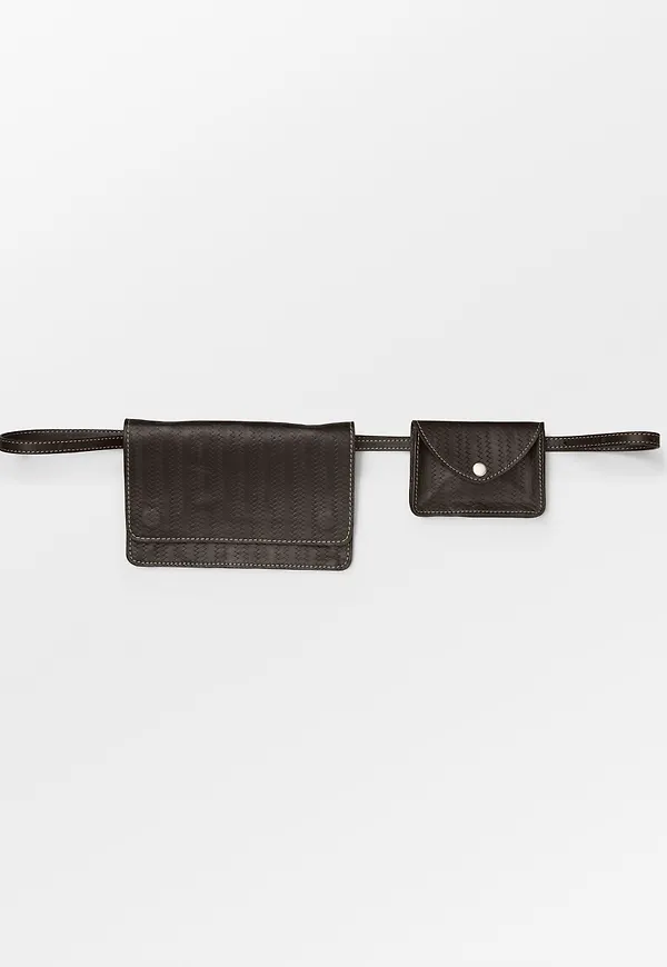 Leava Beltch Bag