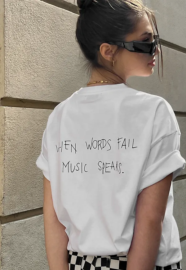 Lena Tamburini x NA-KD Ekologisk t-shirt med tryck - White