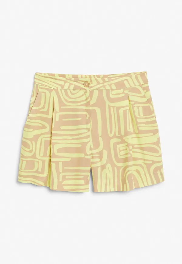 Lightweight high waist shorts - Yellow
