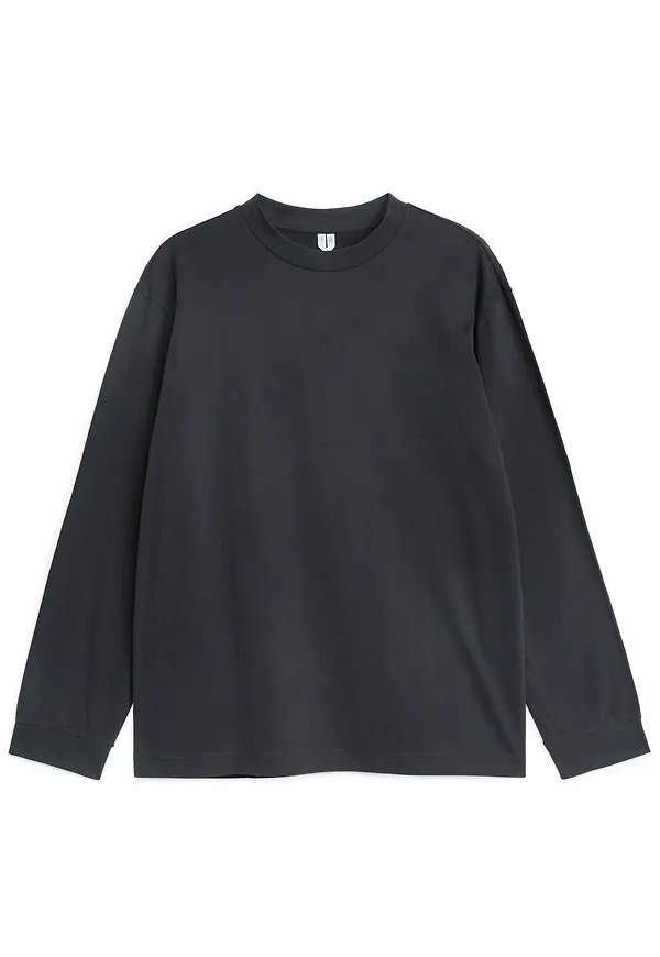 Lightweight Long-Sleeved T-Shirt - Black