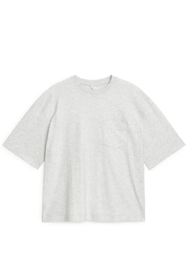 Lightweight Pocket-Detail T-Shirt - Grey