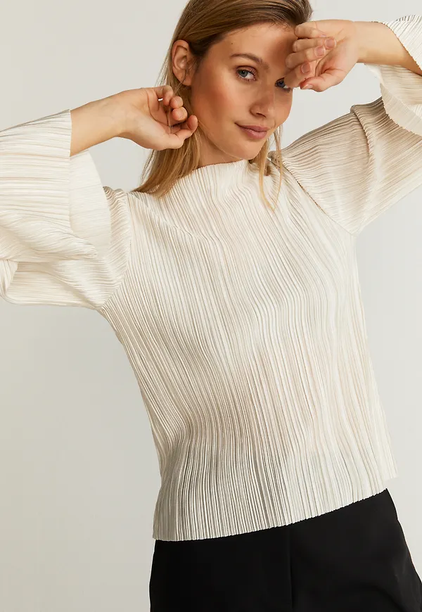 Lilly top