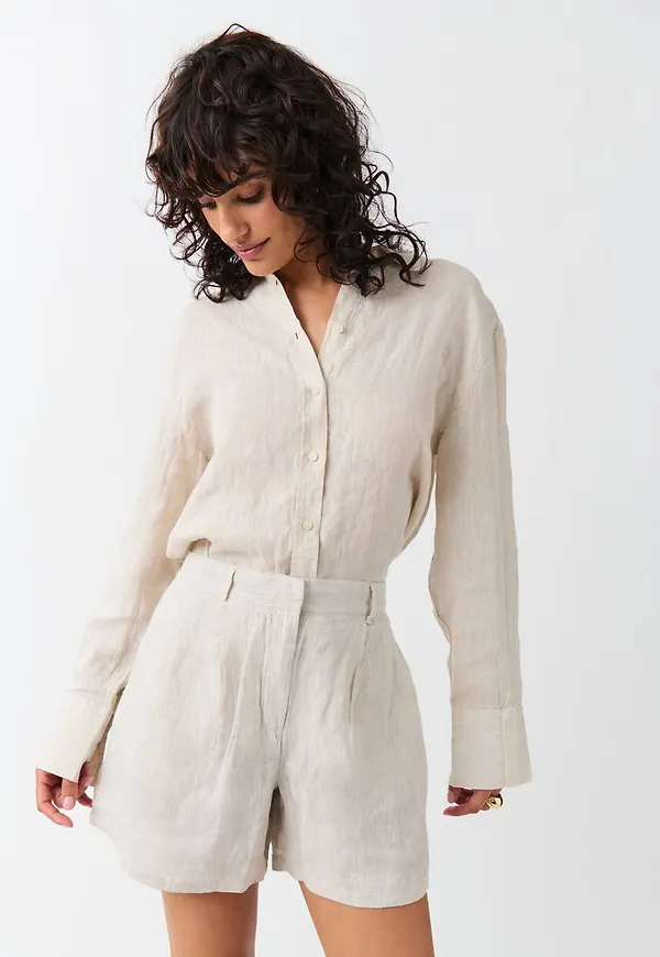 Linen shorts