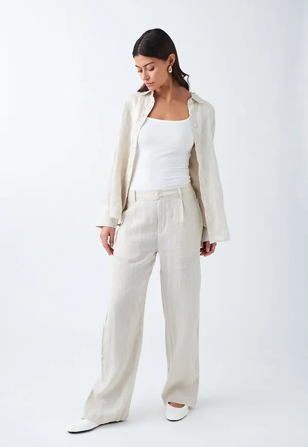 linen trousers