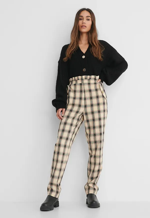 Lisa-Marie Schiffner x NA-KD Byxor - Checkered