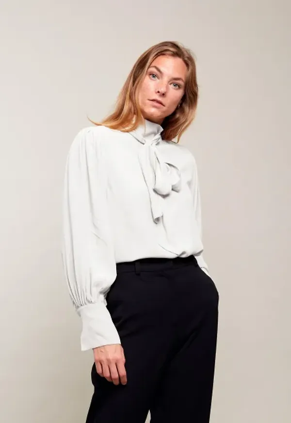 Lisa Blouse