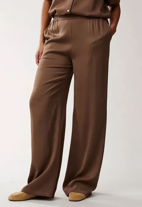 Livia Wide-leg Pants