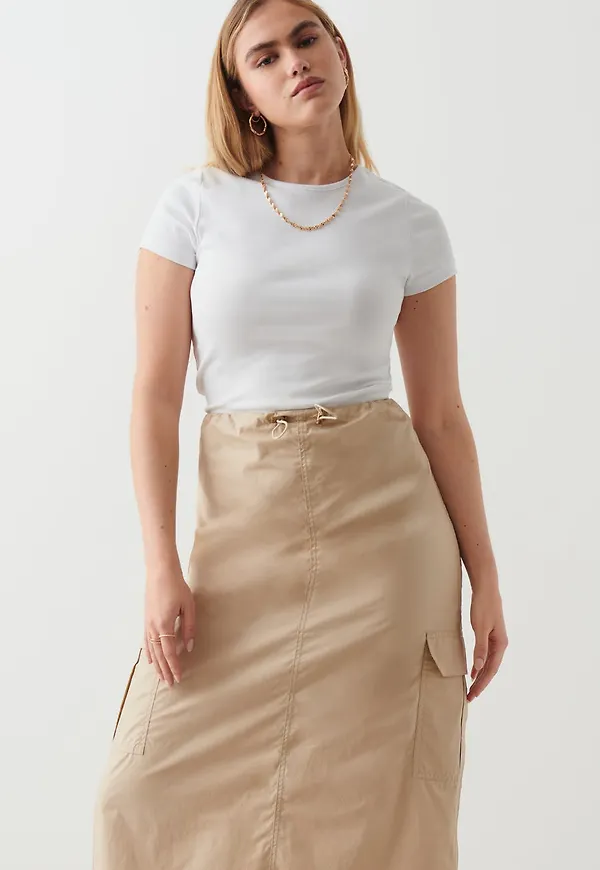 Long cargo skirt