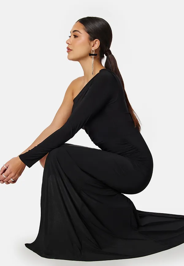 Long Sleeve One Shoulder Maxi Dress