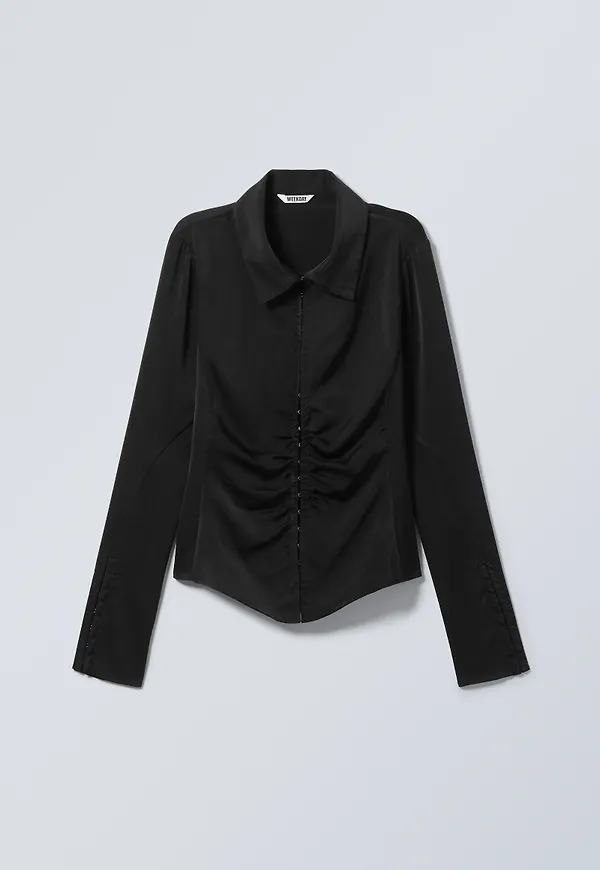 Long-Sleeved Fitted Satin Shirt