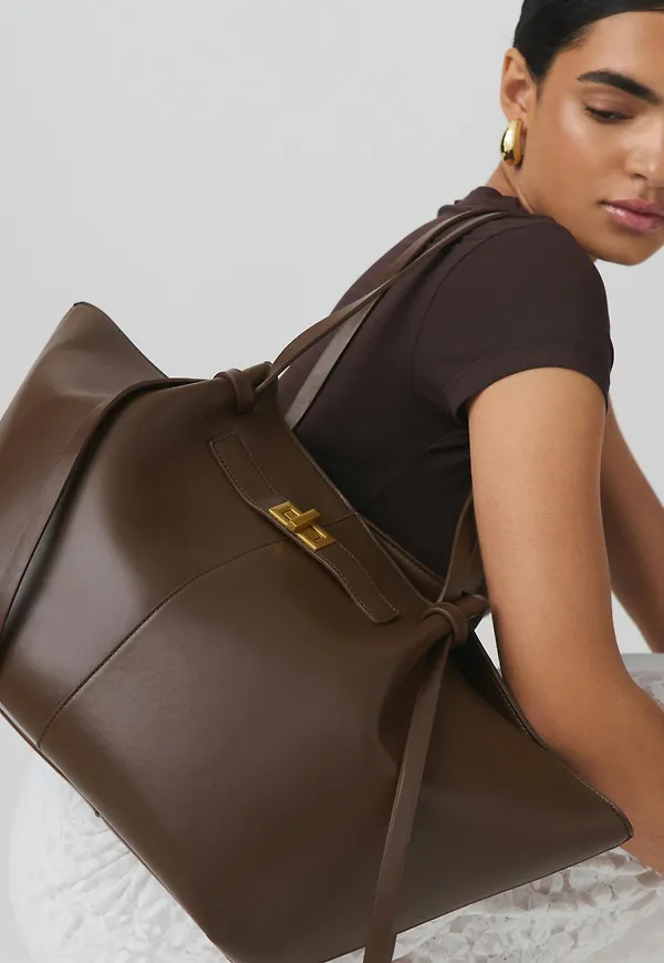Gina Tricot - Long strap pu bag - Axelremsväskor - Beige - ONESIZE - Dam