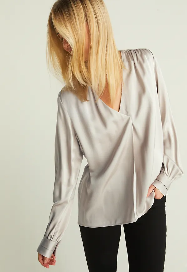 Love blouse