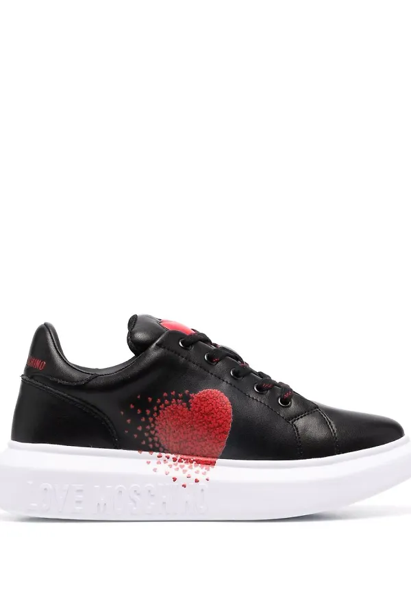 Love Moschino lädersneakers med hjärtmärke - Svart