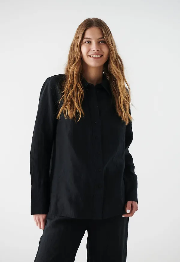 Lovisa linen shirt