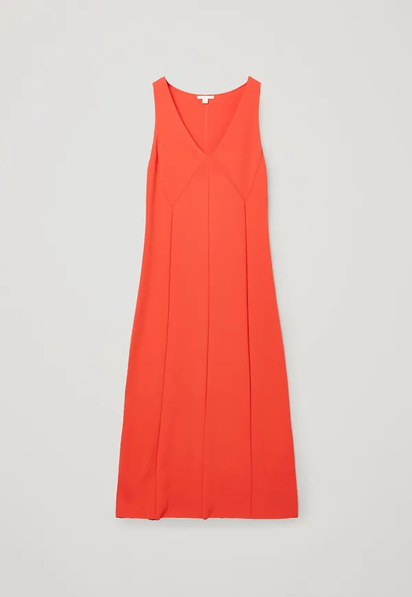 LOW-CUT MAXI DRESS