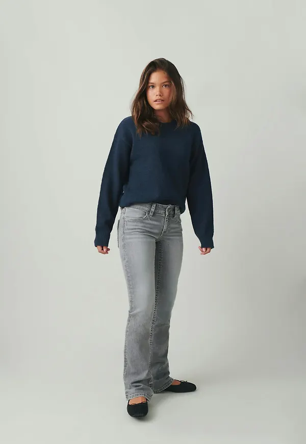 Low boot embroidery jeans