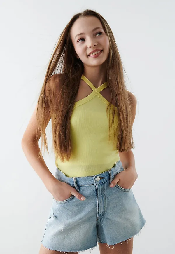Low loose denim shorts