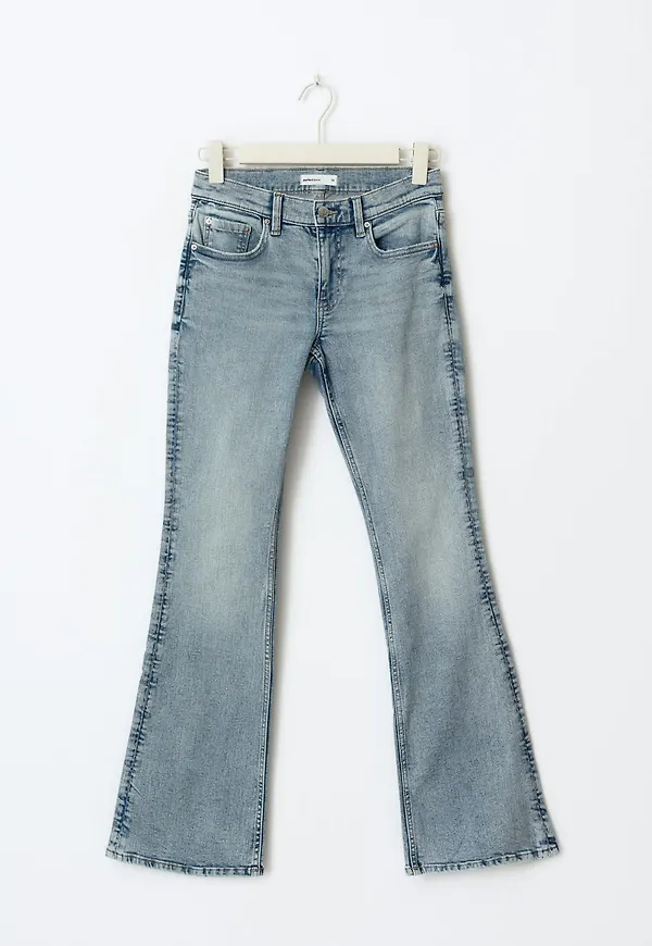 Gina Tricot - Low petite bootcut jeans - Low waist jeans - Blå - 32 - Dam