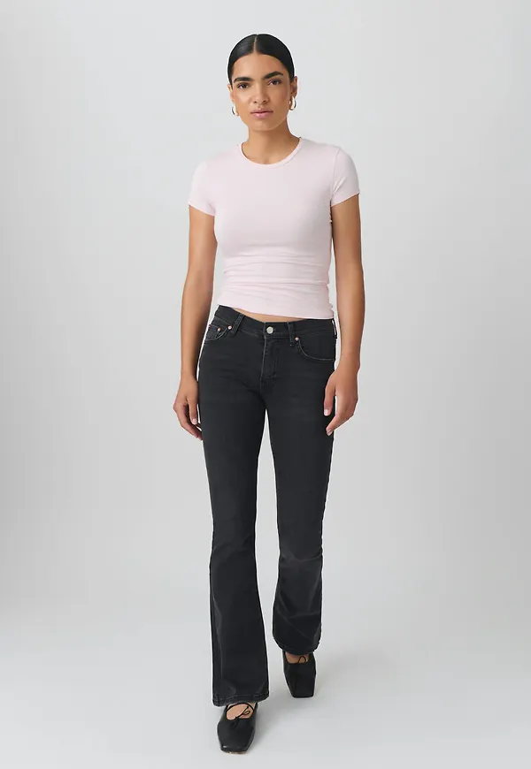 Low waist bootcut jeans