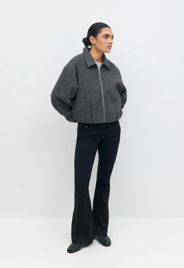 Low waist bootcut jeans