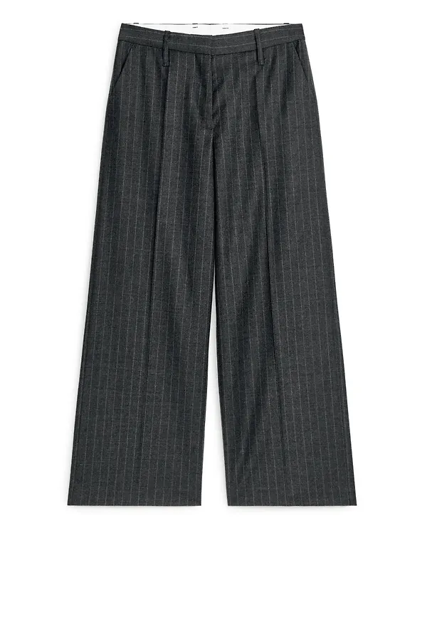 Low-Waist Flannel Trousers - Grey