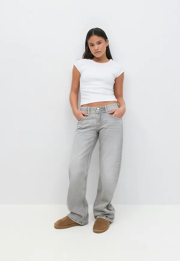 low waist wide jeans