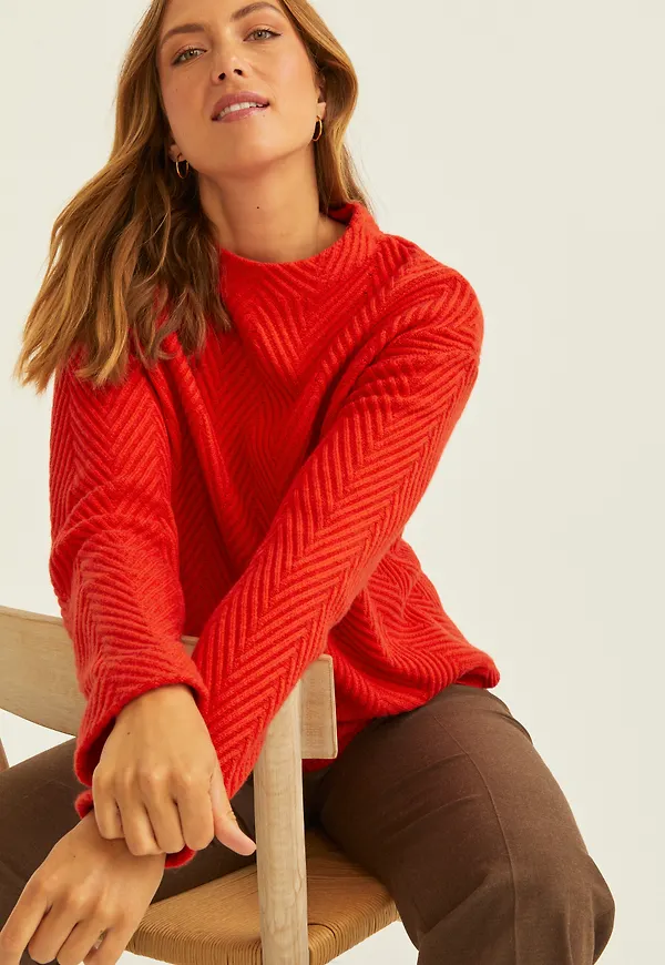 Lucy sweater