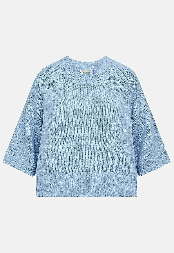 Luftig stickad tröja