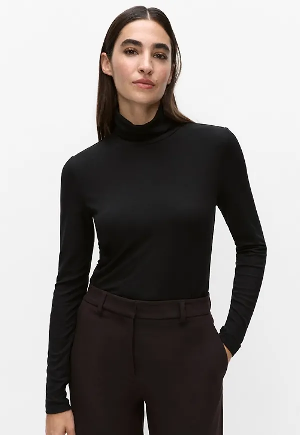 Lyra Top