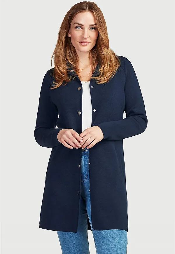 Lång cardigan med ståkrage och knappar