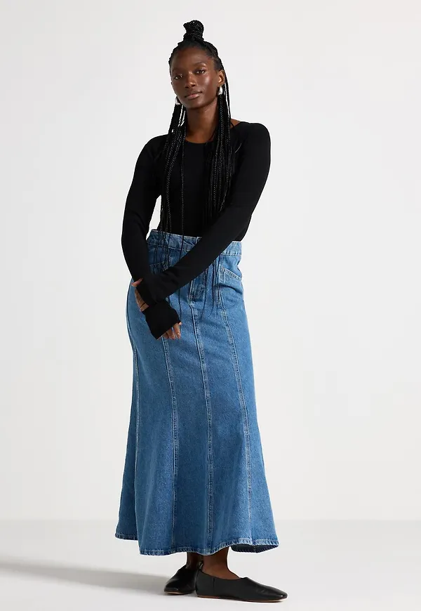 Lång jeanskjol