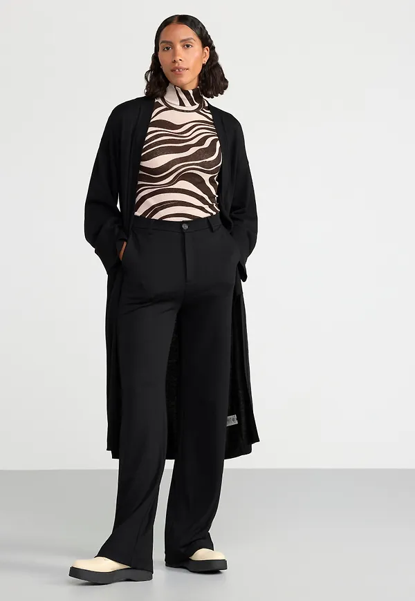 Lång stickad cardigan