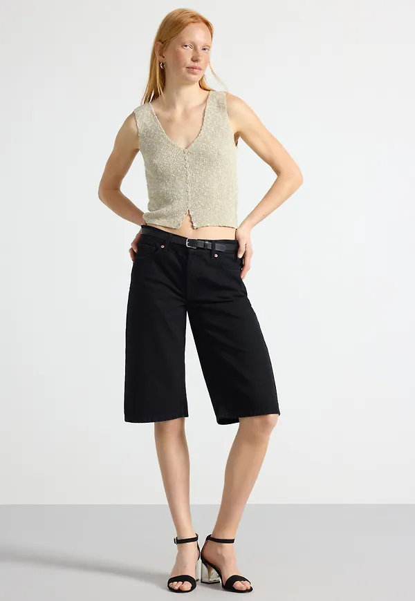 Långa jeansshorts