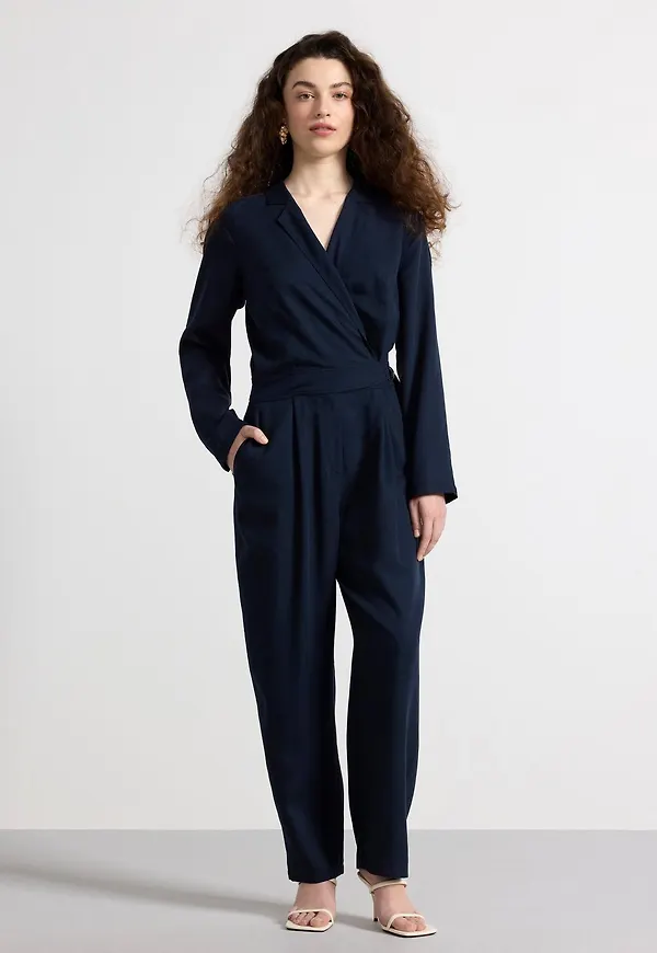 Långärmad jumpsuit