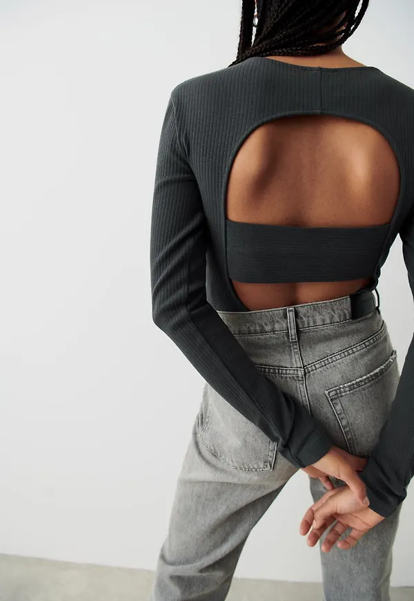 Maggie rib body