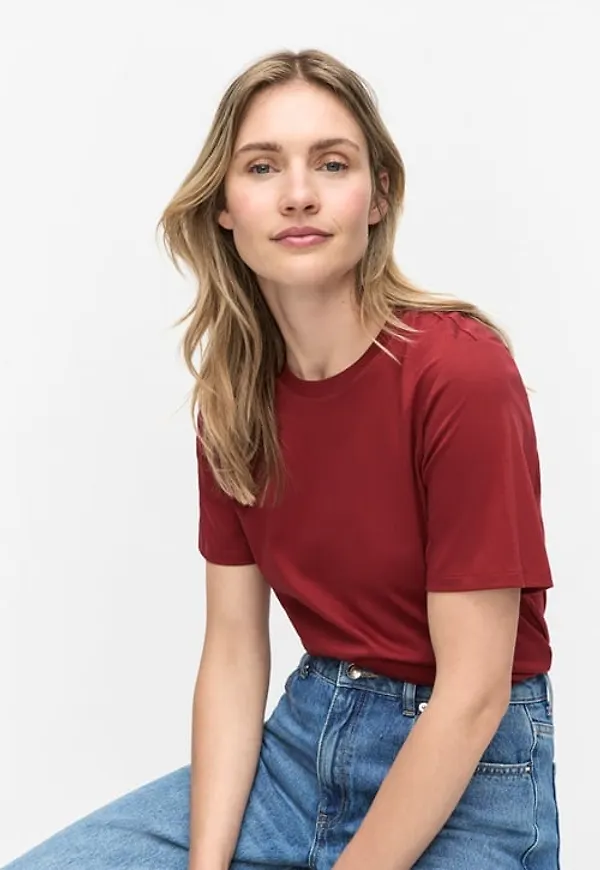 Maia premium tee