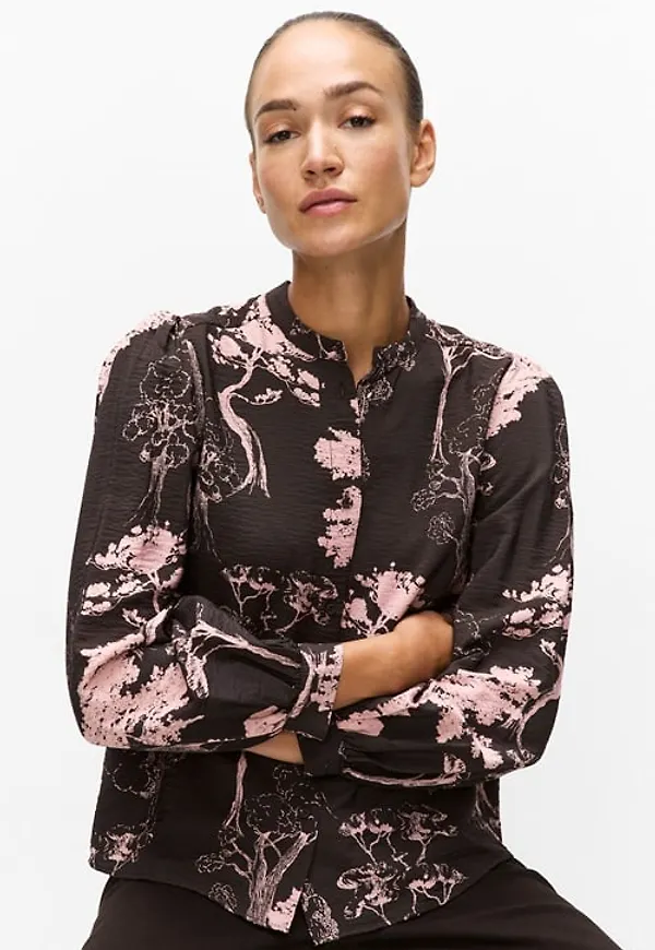 Makennaiw shirt
