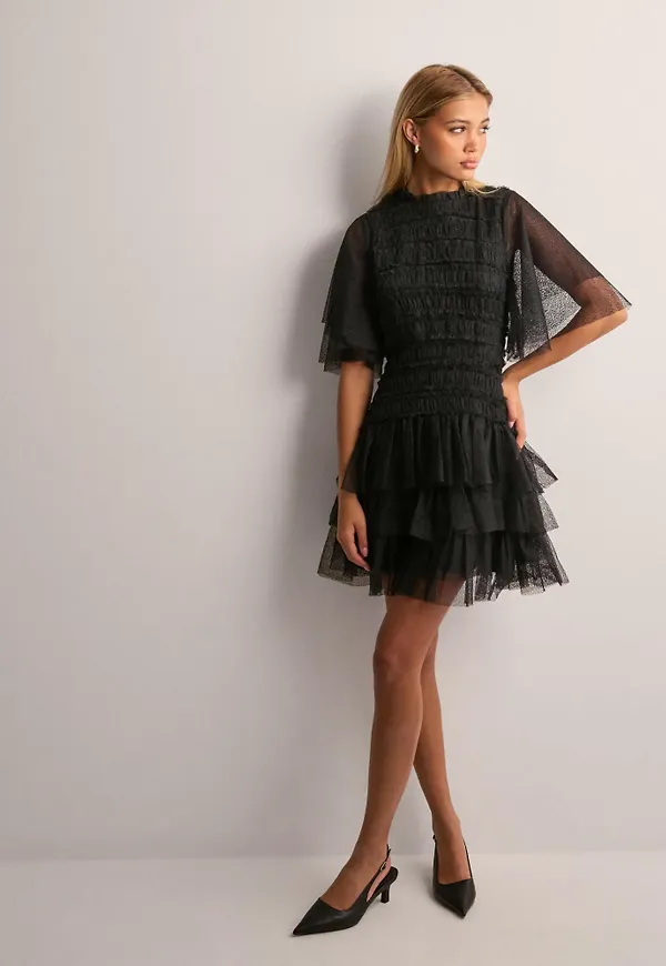Malina - Svart - Minnie short sleeve lace mini dress