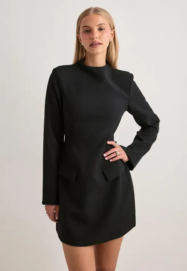 Malina - Svart - Leanna High Neck Mini Dress