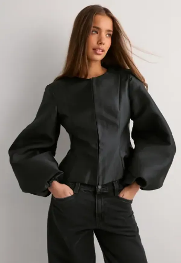 Malina - Svart - Vendela Balloon Sleeve Blouse