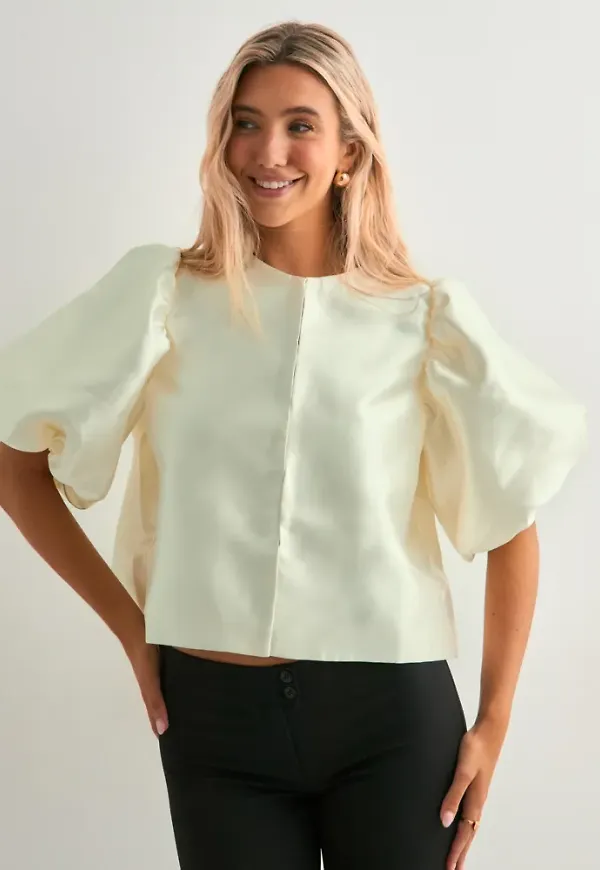 Malina - Vit - Cleo pouf sleeve blouse